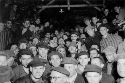 Ausstellung "Schwarz auf Weiss" - Die ersten Fotos aus dem befreiten KZ Buchenwald